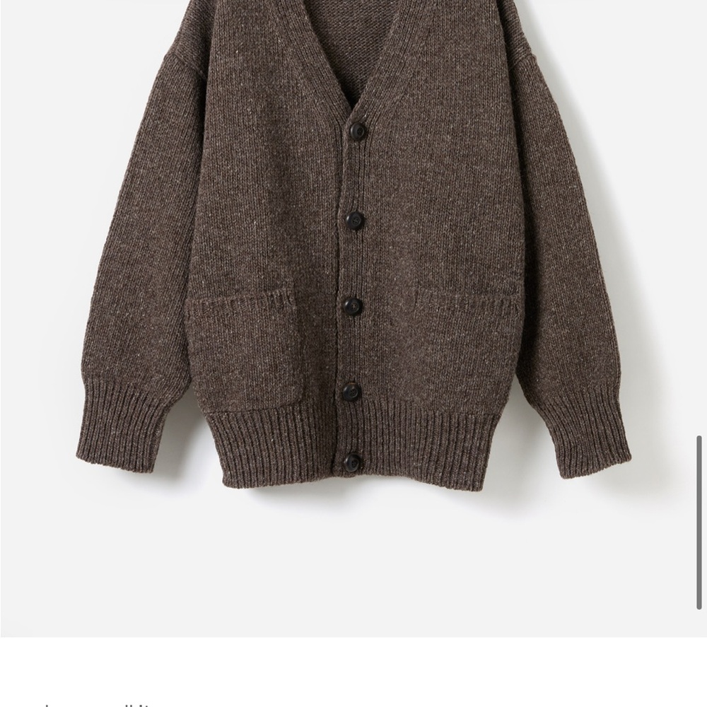 Babaa Sweater - Picture 11 of 11